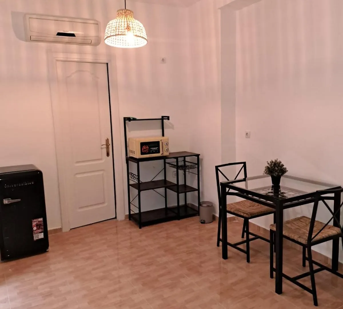 Liam Studio In Sevilla Centric 0*, Seville